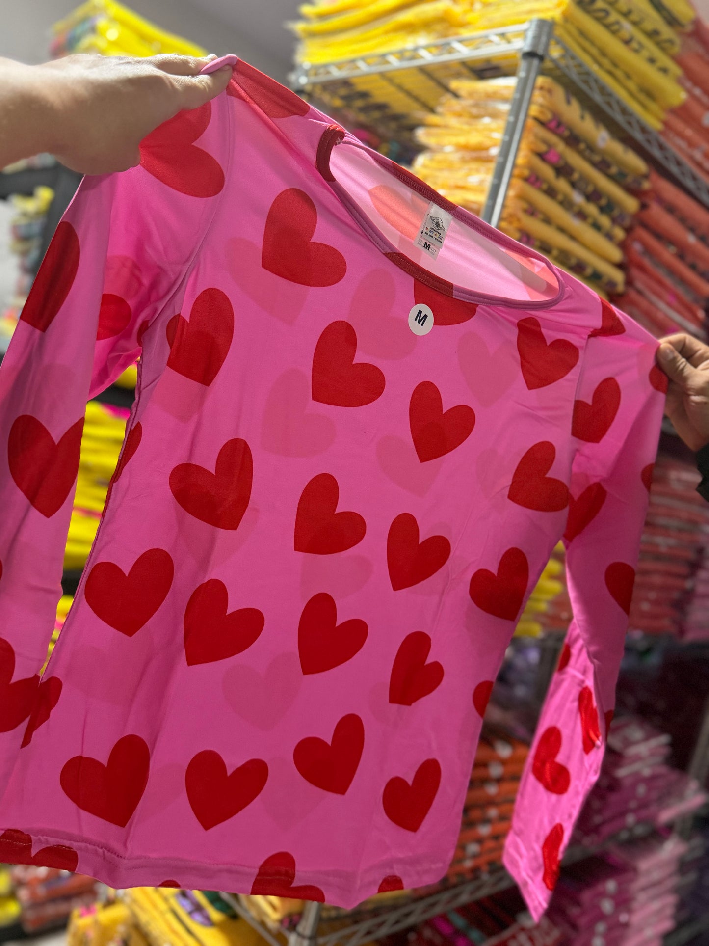Playera corazones rojos