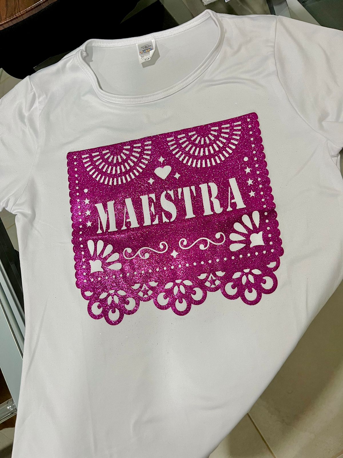 Playera maestra papel picado